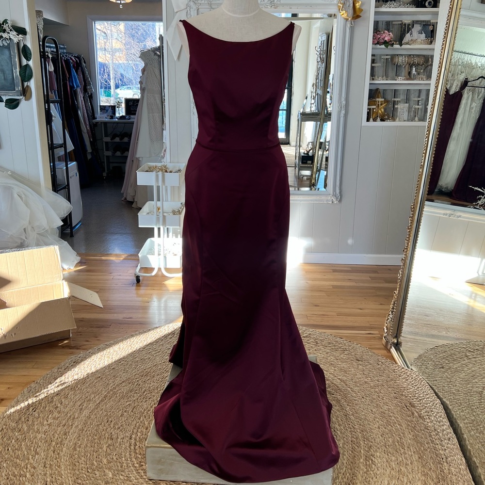 Satin Sorella Vita Gown